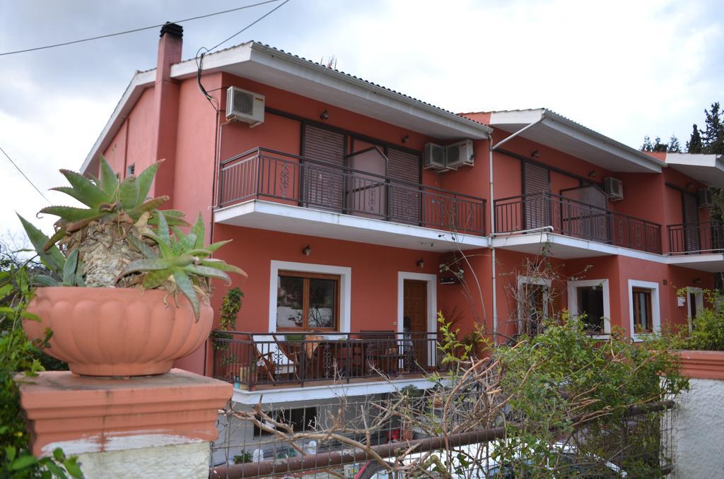 Ilias Apartments Ипсос Экстерьер фото